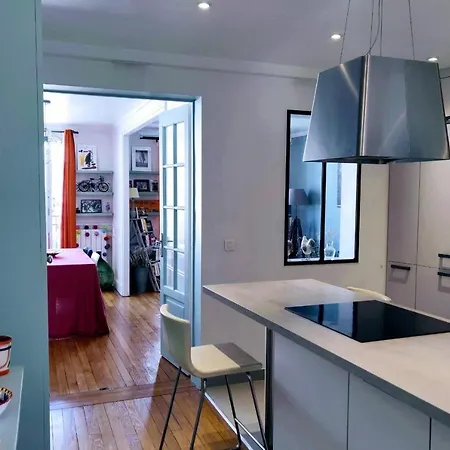 Splendid Appt Near Montmartre Apartment