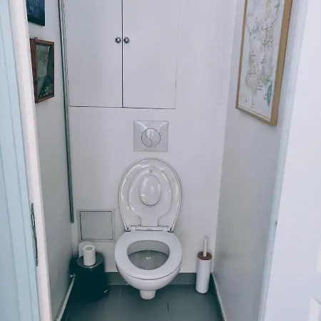 Splendid Appt Near Montmartre Apartment